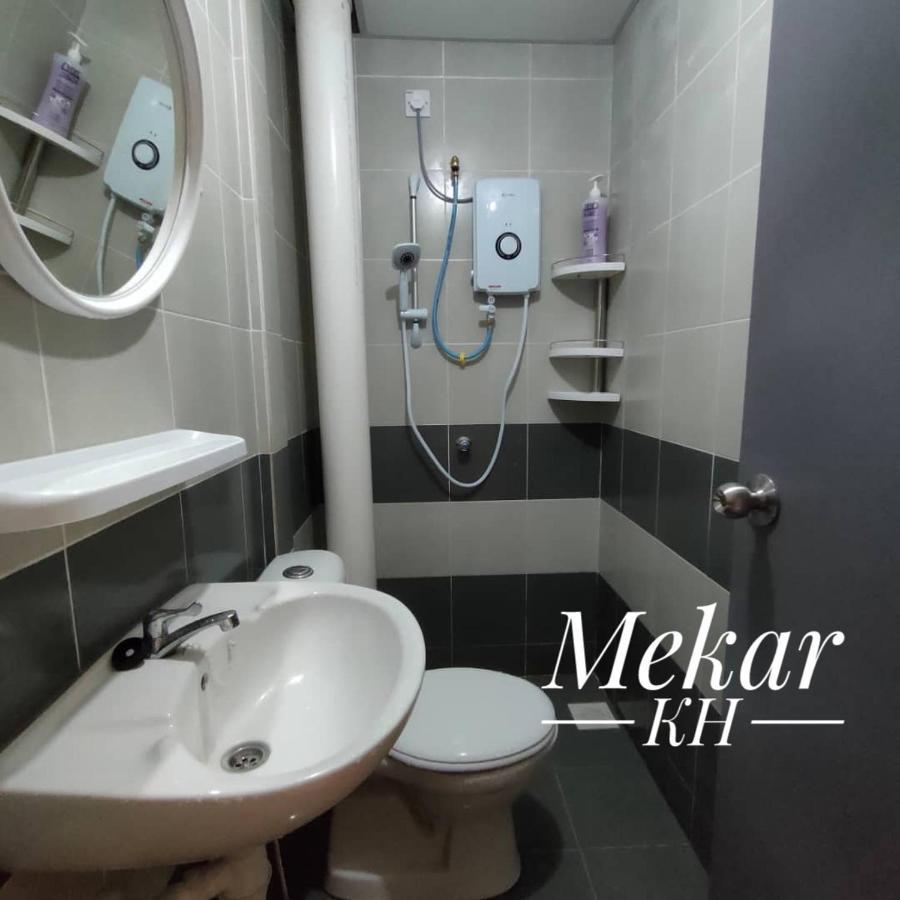 Apartment Mekar Kh